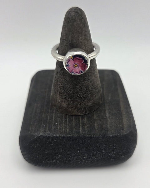 Pink Posey ring, size 5.5
