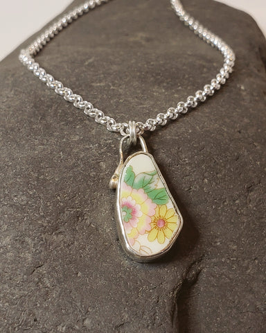 In The Garden Necklace, 18" chain